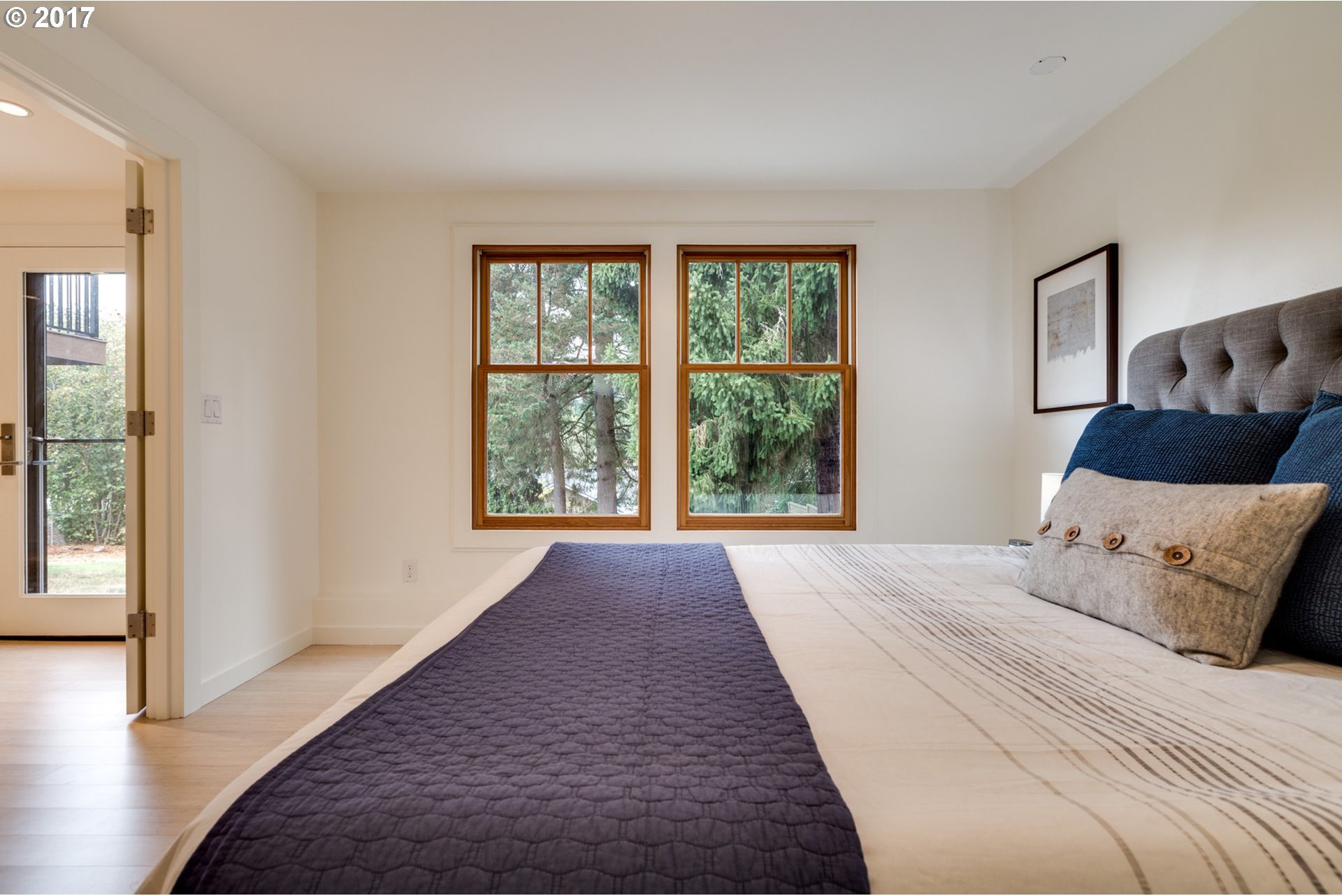 5625 Southwest Florida Street Portland, OR 97219 - Photo 17 of 32 Gallery Image 17