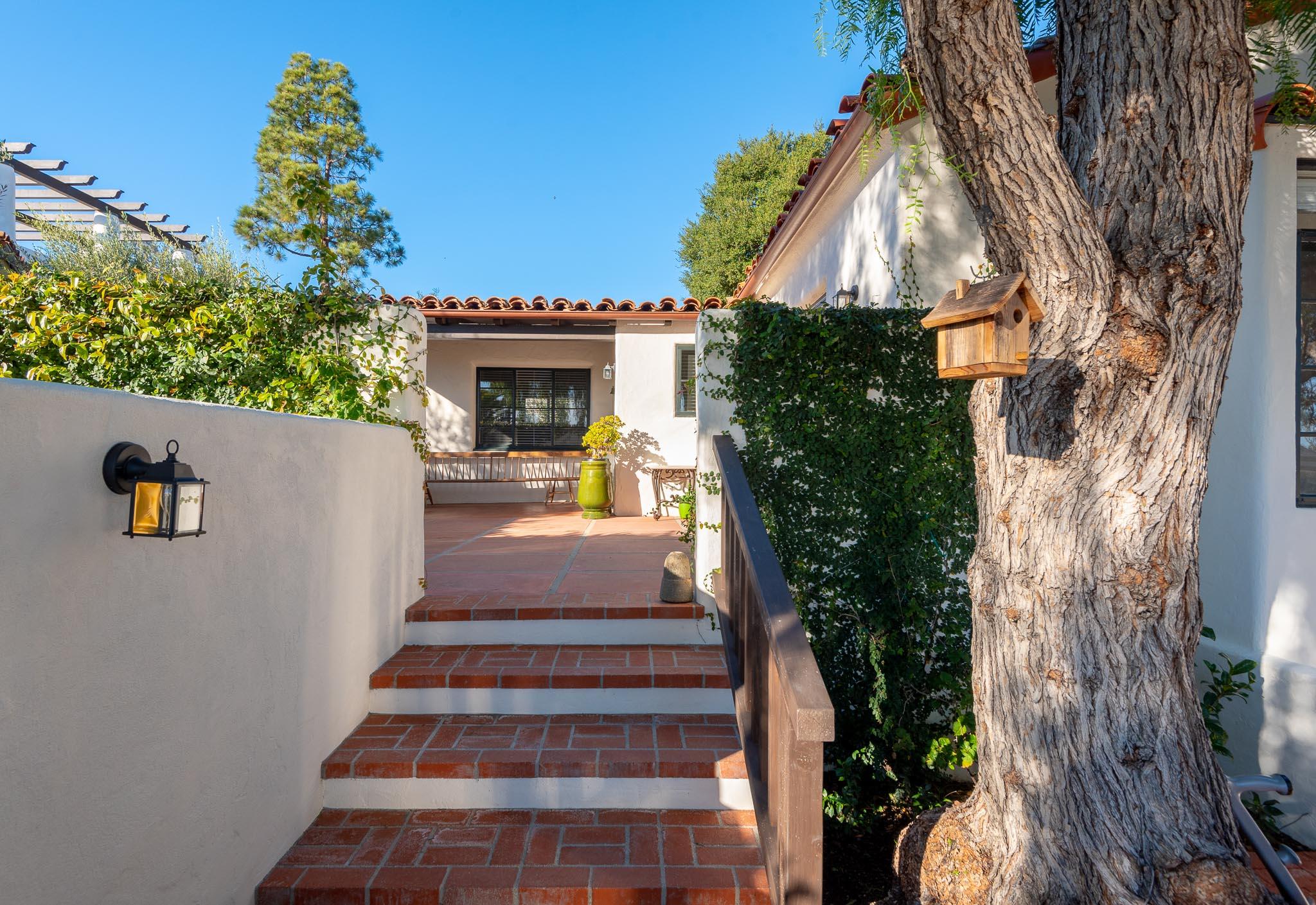 1800 El Encanto Road, Unit A Santa Barbara, CA 93103 - Photo 15 of 15 ViewTowardCourtYard