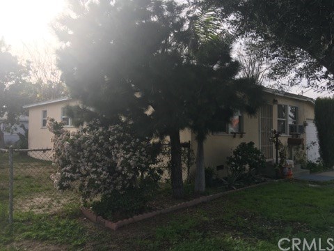 8564 Cole Street Downey, CA 90242 - Photo 12 of 14