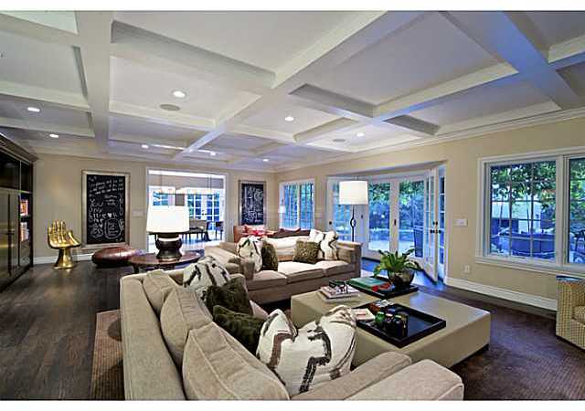 6003 La Flecha Rancho Santa Fe, CA 92067 - Photo 5 of 15 The family room is all about comfort and feeling good.