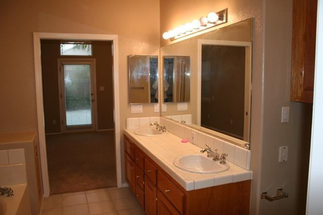 10808 Mirage Drive Bakersfield, CA 93311 - Photo 10 of 16