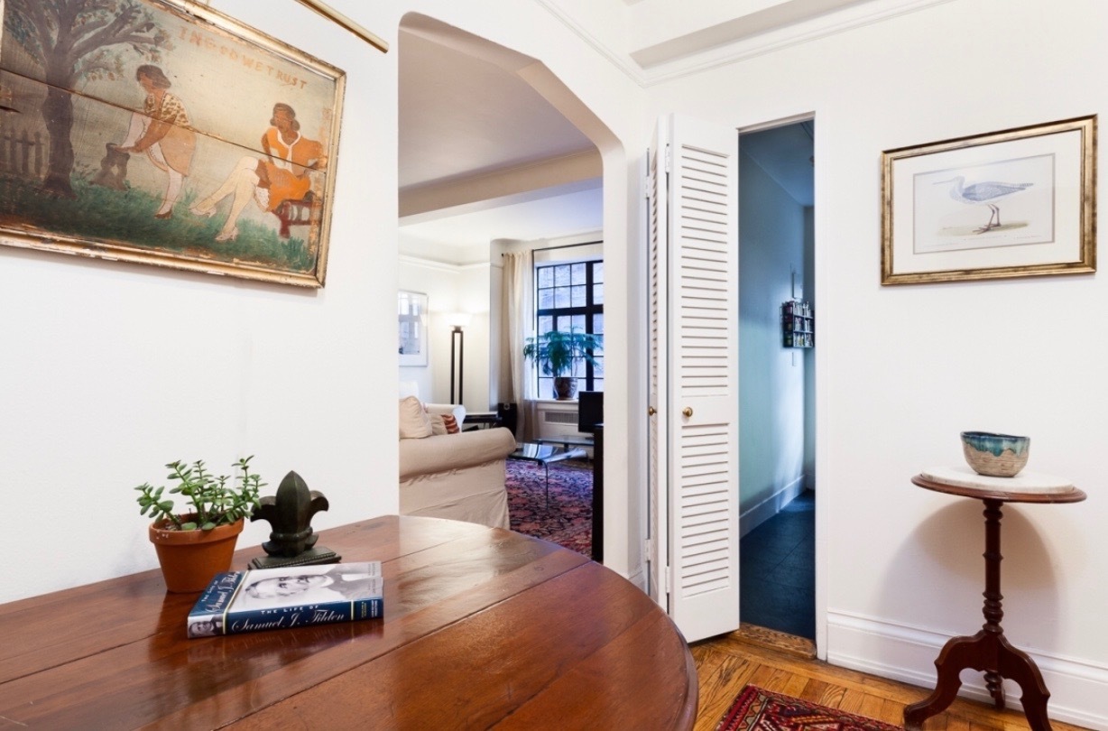 44 Gramercy Park North, Unit 2E Manhattan, NY 10010 - Photo 3 of 9