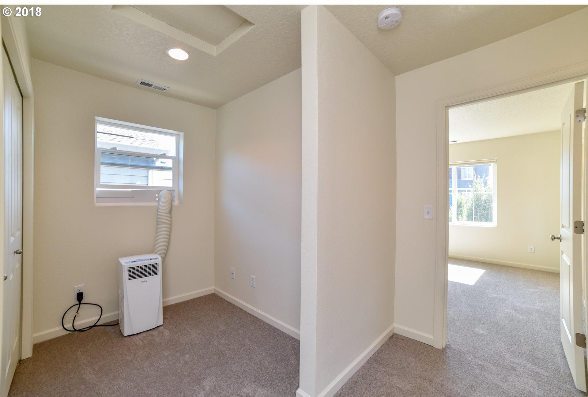 827 Southwest Windrose Terrace Beaverton, OR 97003 - Photo 16 of 32