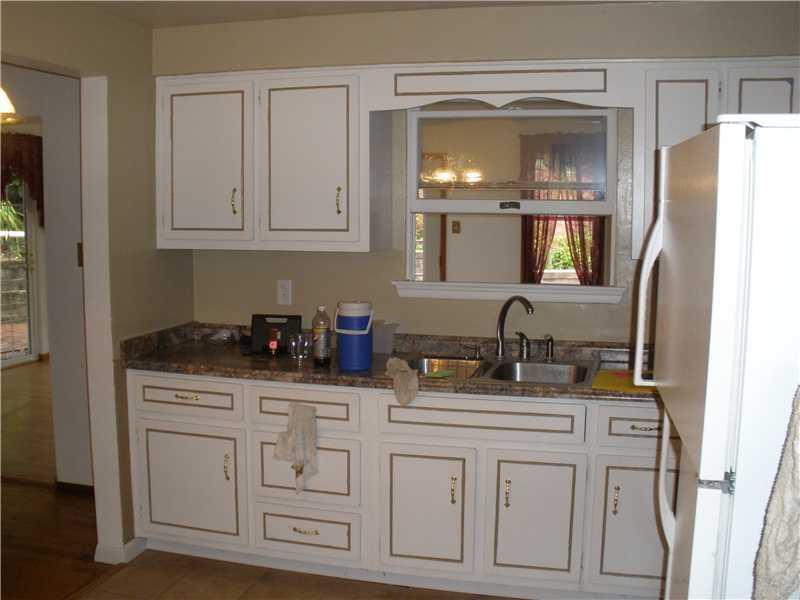 877 Middletown Road New Stanton, PA 15672 - Photo 3 of 14