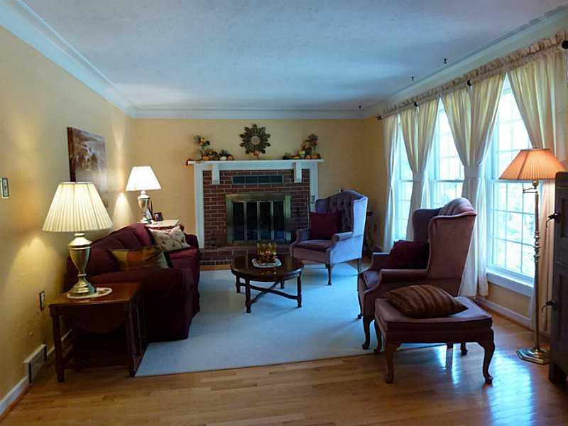 300 Beaver Road Jeannette, PA 15644 - Photo 6 of 25 Gallery Image 6