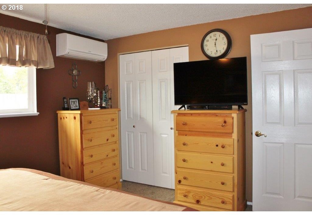 5128 E Street Springfield, OR 97478 - Photo 19 of 32