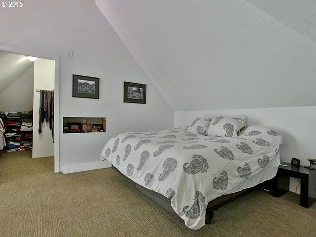 6701 Northwest Thompson Road Portland, OR 97229 - Photo 8 of 16