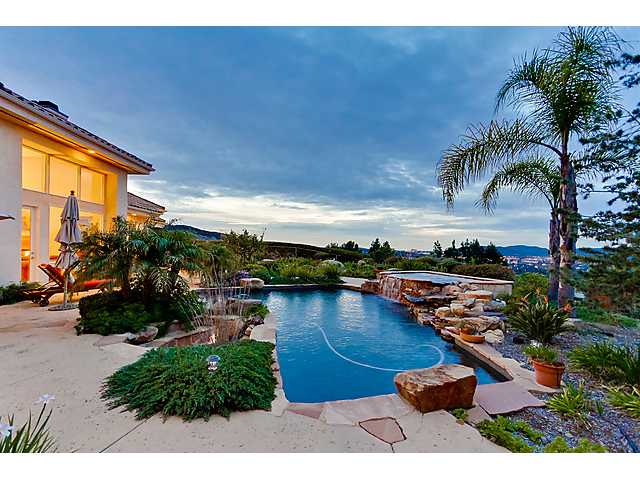 13668 Orchard Gate Road Poway, CA 92064 - Photo 3 of 25