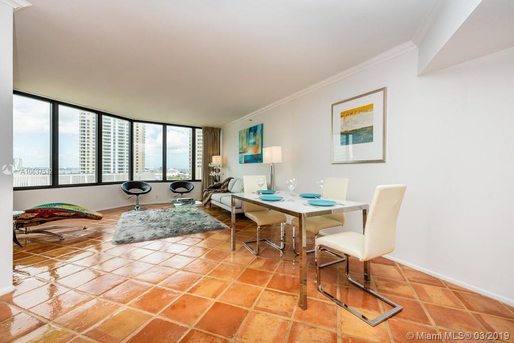 520 Brickell Key Drive, Unit APH00 Miami, FL 33131 - Photo 10 of 48
