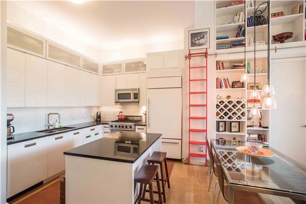 46-30 Center Boulevard, Unit 104 Queens, NY 11109 - Photo 8 of 22