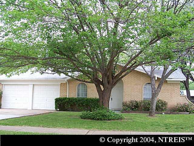 1715 Castle Road Arlington, TX 76014 - Photo 1 of 1