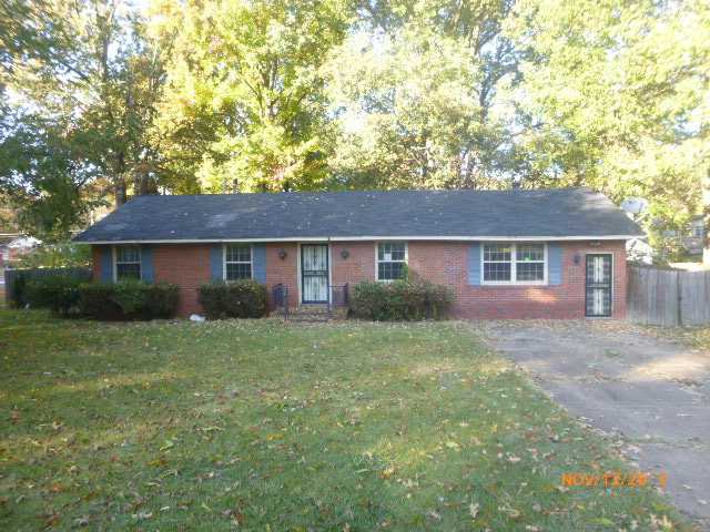 4876 Lochinvar Road Memphis, TN 38116 - Photo 1 of 9