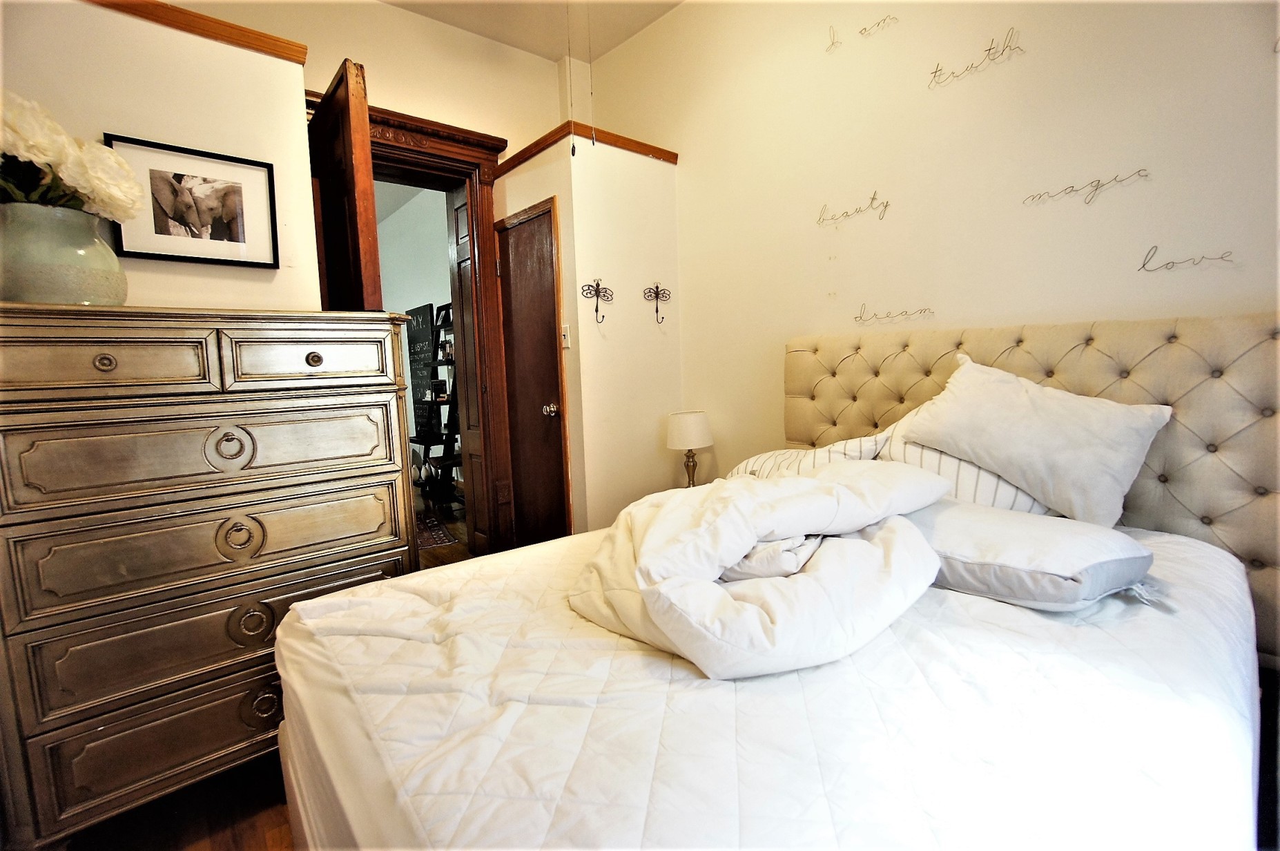 70 West 68th Street, Unit 2R Manhattan, NY 10023 - Photo 4 of 7