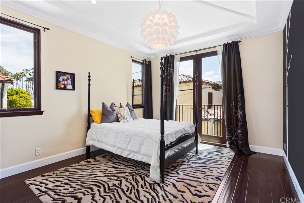 70 Giralda Walk Long Beach, CA 90803 - Photo 23 of 27