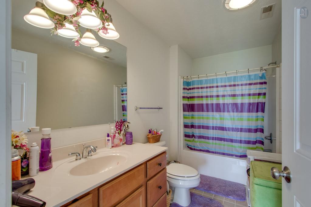 8841 Enterprise Road Mount Pleasant, TN 38474 - Photo 23 of 43 Upstairs bathroom