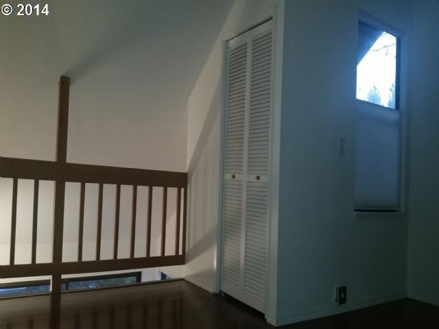 7752 Southwest Barnes Road Portland, OR 97225 - Photo 11 of 13 Gallery Image 11