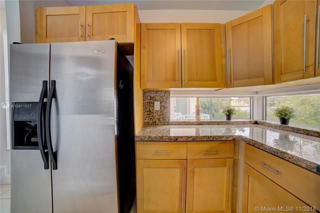 $380,000 | 600 76th Street, Unit 105, Miami Beach, FL 33141