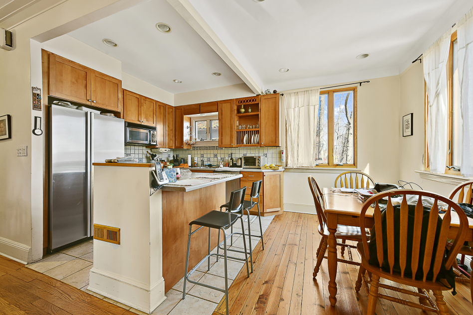 275 College Road, Unit Undisclosed Bronx, NY 10471 - Photo 9 of 26