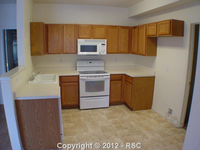 2141 Legacy Ridge View, Unit 101 Colorado Springs, CO 80910 - Photo 3 of 11