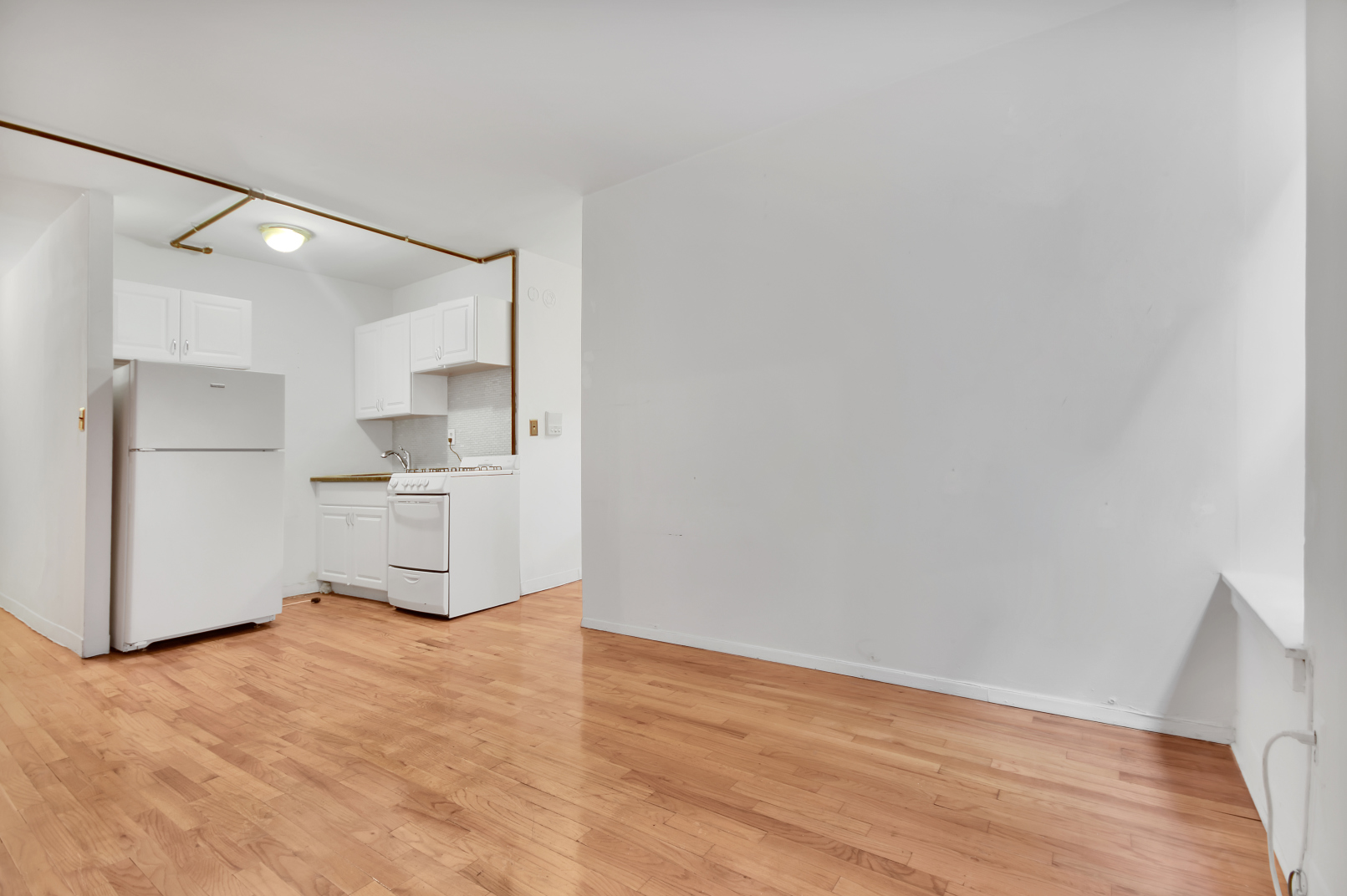 416 East 71st Street, Unit 9 Manhattan, NY 10021 - Photo 3 of 7