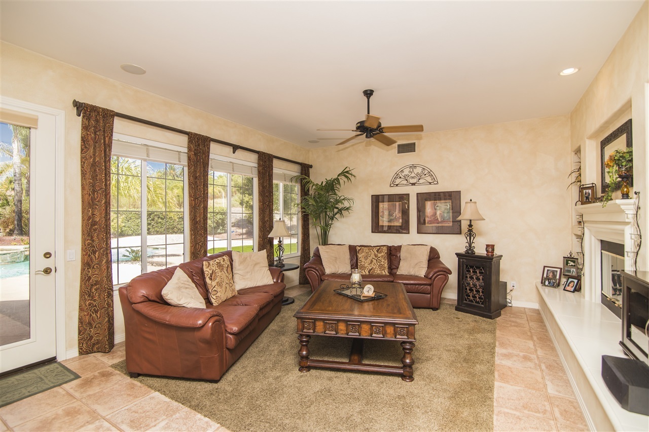 13660 Ash Hollow Crossing Road Poway, CA 92064 - Photo 7 of 25