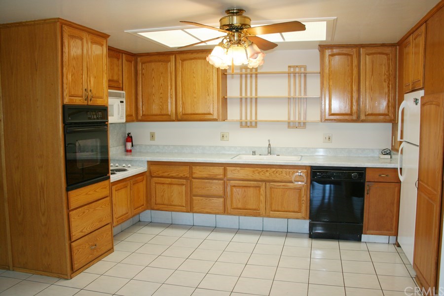 13960 Thunderbird Drive Seal Beach, CA 90740 - Photo 5 of 26