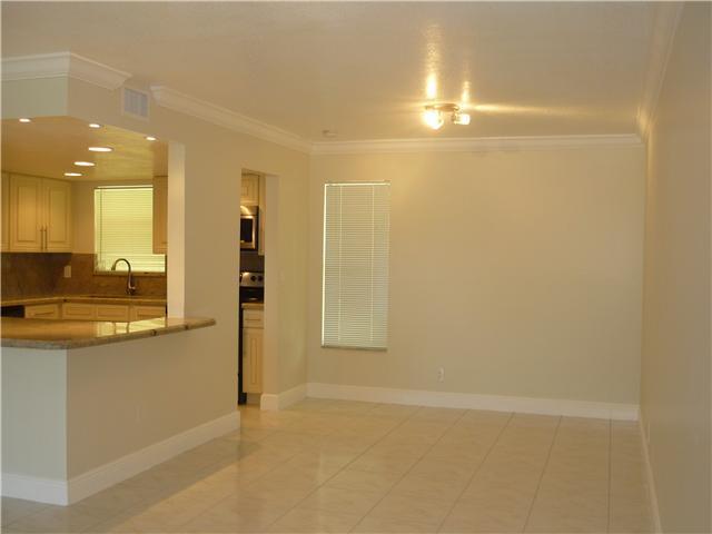 3100 Riverside Drive, Unit 103 Coral Springs, FL 33065 - Photo 4 of 25