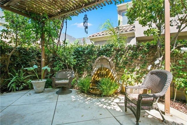 $1,050,000 | 2458 Monaco Terrace, Costa Mesa, CA 92627