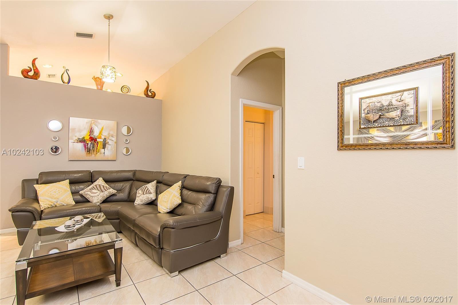 1940 Southeast 14th Court Homestead, FL 33035 - Photo 15 of 30