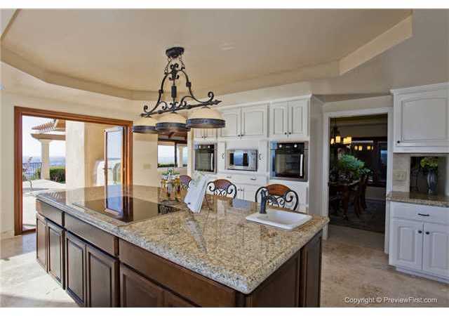 1798 Kings Road Vista, CA 92084 - Photo 3 of 25