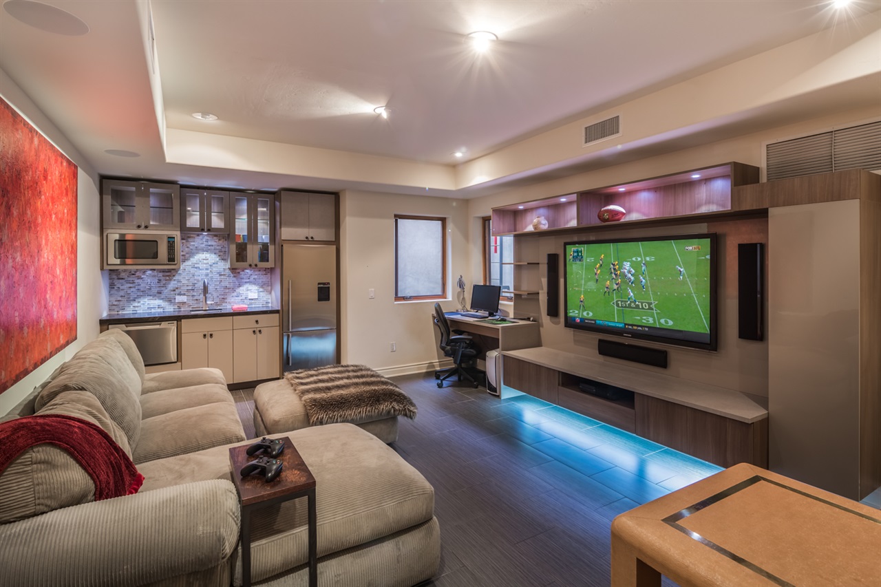 610 Kalamath Drive Del Mar, CA 92014 - Photo 8 of 19 All new Media room with professional grade visual and sound. Seller added kitchenette too.