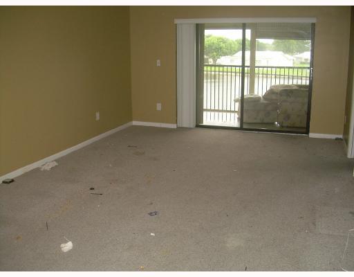 9838 West McNab Road, Unit 210 Tamarac, FL 33321 - Photo 4 of 13 Gallery Image 4
