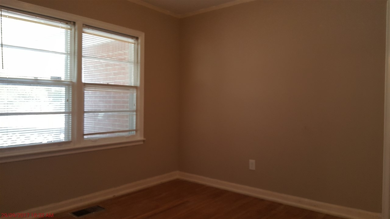 4586 Amboy Road Memphis, TN 38117 - Photo 8 of 11