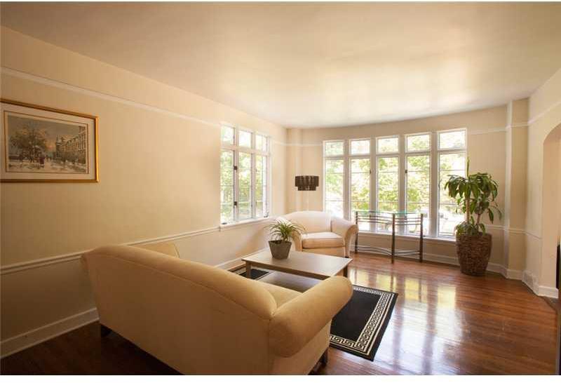 45 Edgecliff Road Rosslyn Farms, PA 15106 - Photo 2 of 17