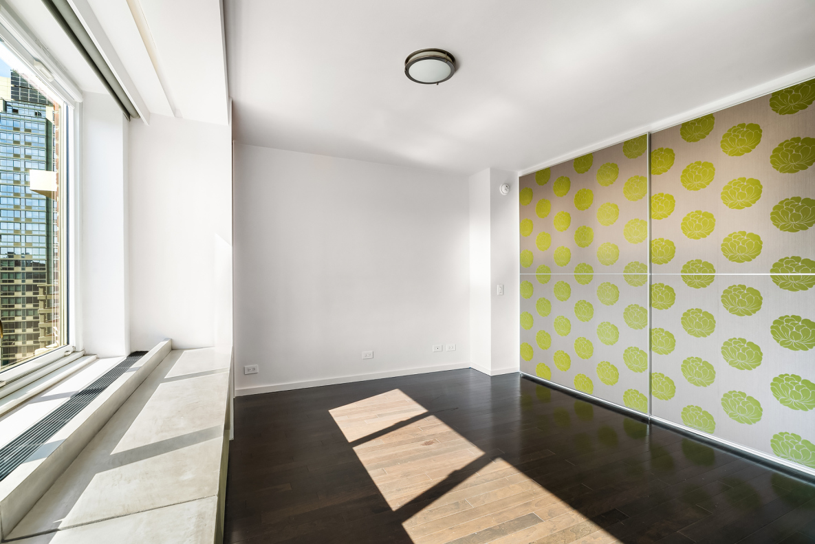 392 Central Park West, Unit 20L Manhattan, NY 10025 - Photo 3 of 8