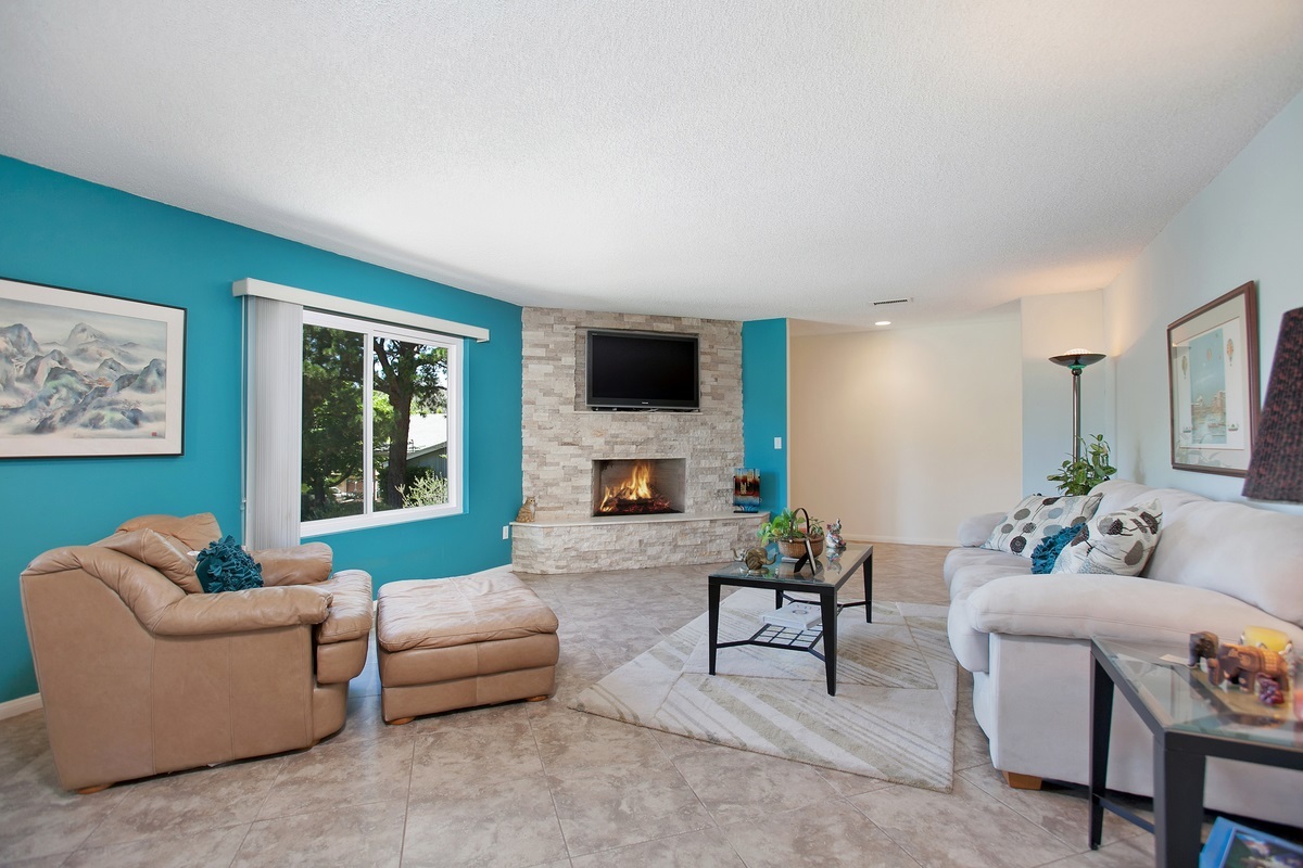 12881 Indian Trail Road Poway, CA 92064 - Photo 6 of 24
