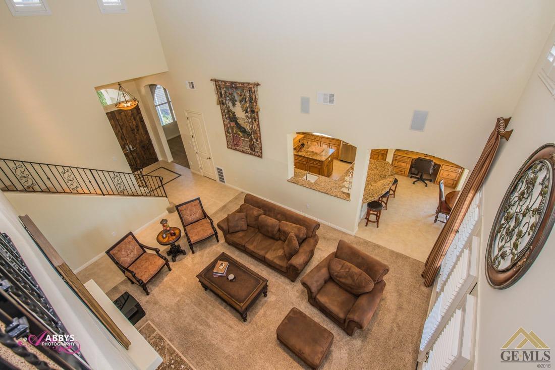 13407 Raphael Avenue Bakersfield, CA 93306 - Photo 17 of 40