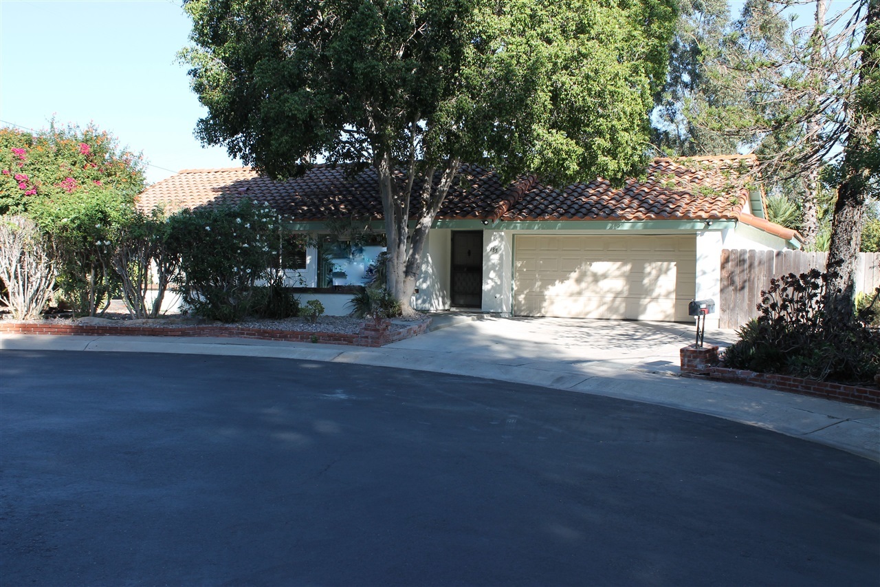 3135 Villa Colina Spring Valley, CA 91978 - Photo 1 of 13 Gallery Image 1