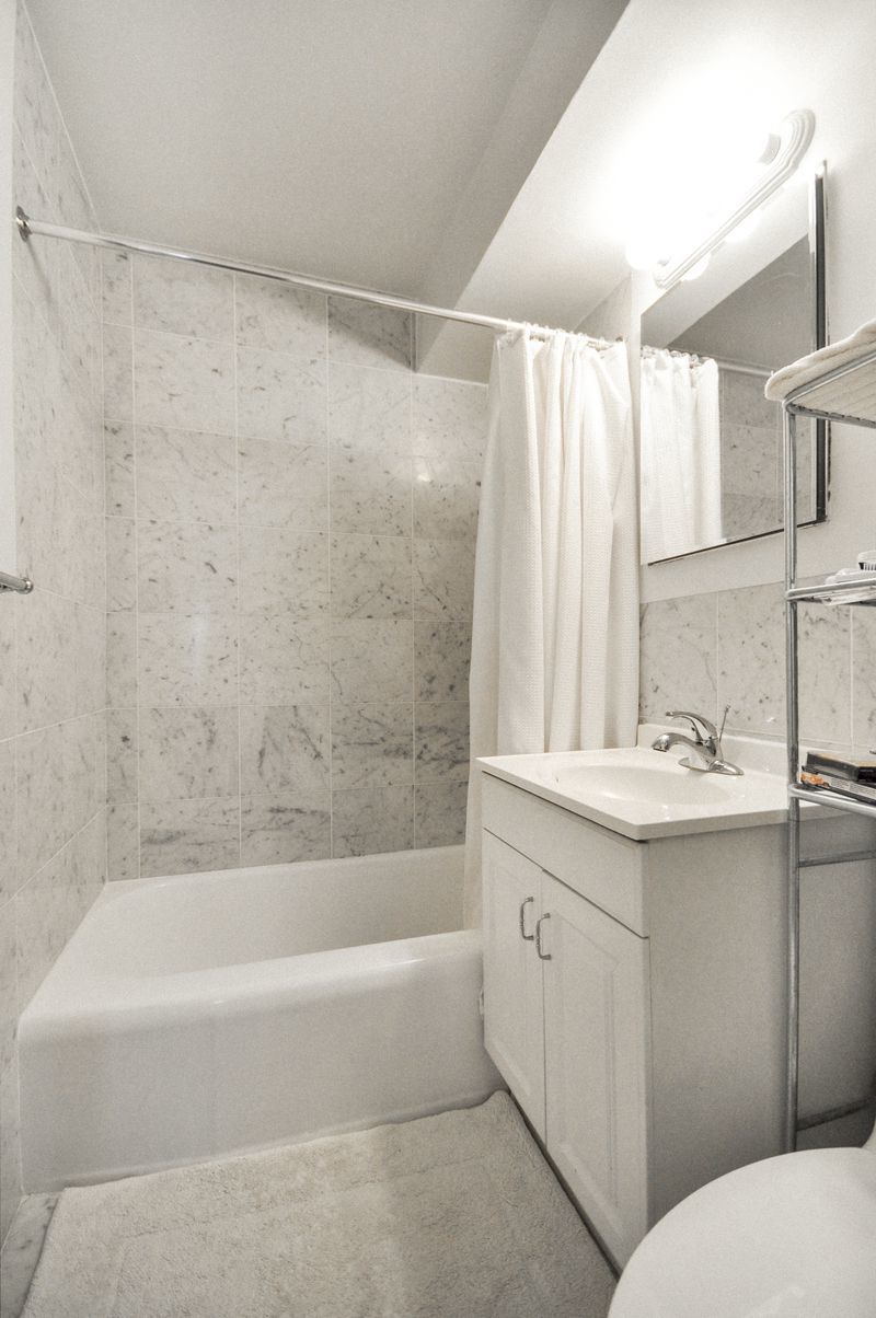 411 East 53rd Street, Unit 9K Manhattan, NY 10022 - Photo 6 of 8