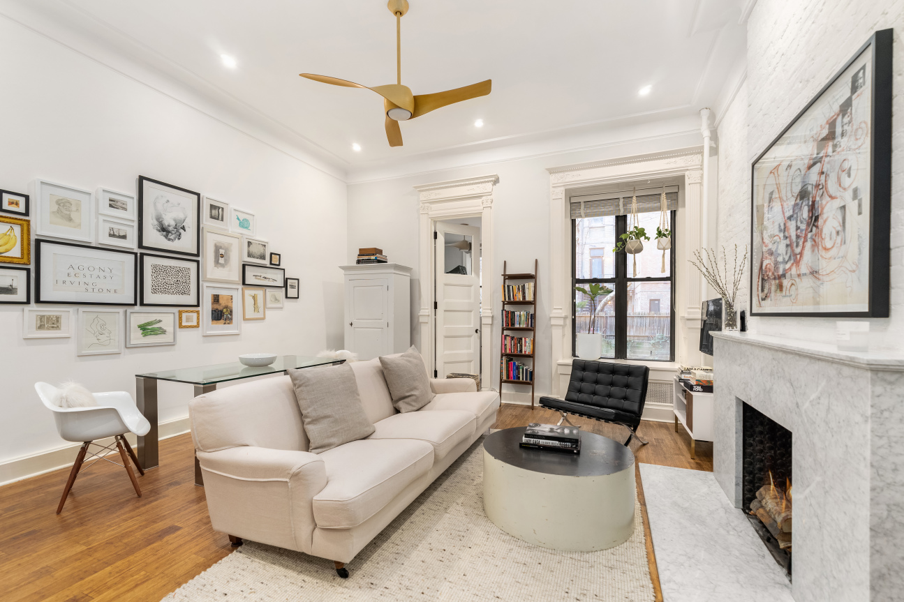 121 West 80th Street, Unit PARLOR Manhattan, NY 10024 - Photo 3 of 7