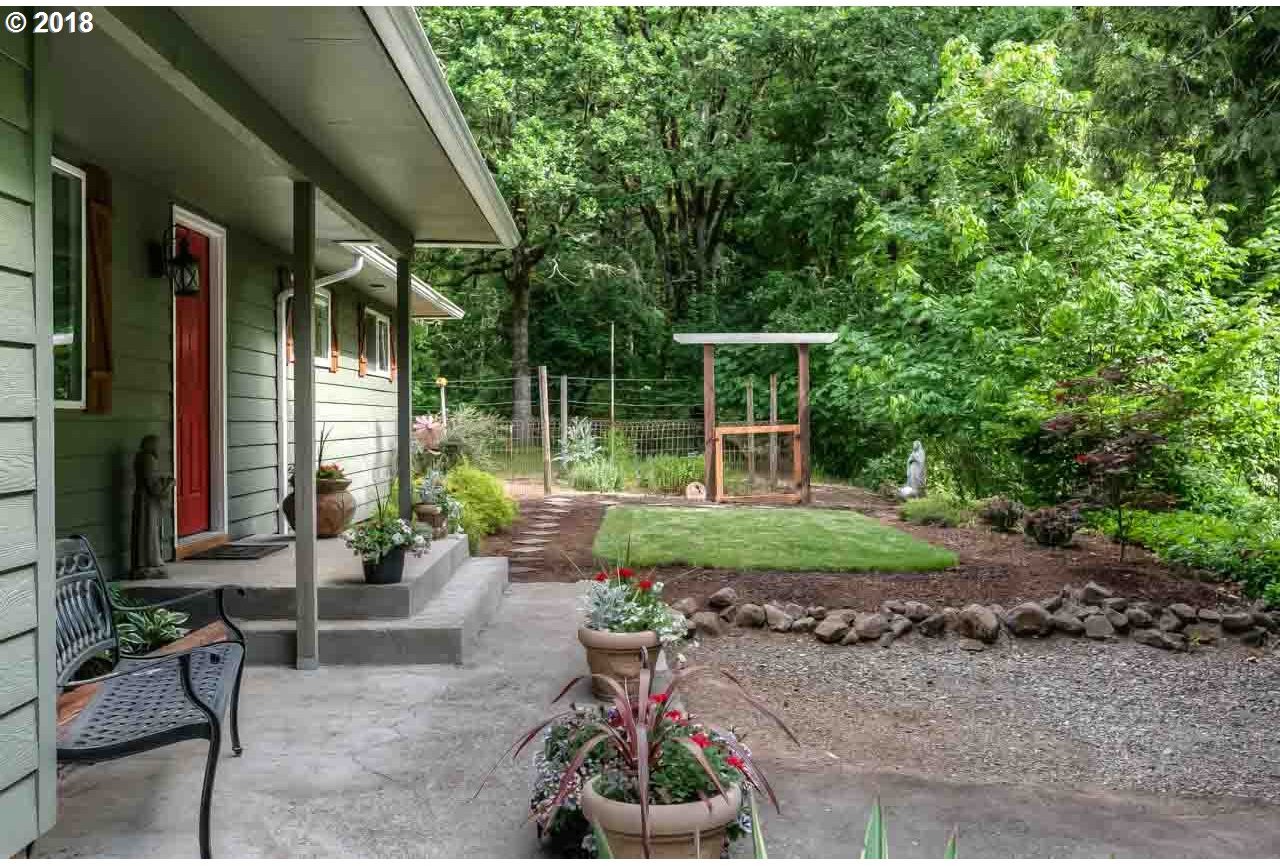 4645 Croisan Creek Road Salem, OR 97302 - Photo 12 of 32 Gallery Image 12