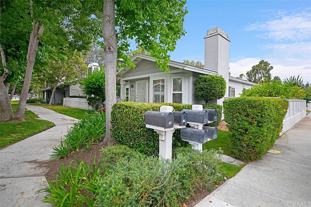 2 Spring Buck Irvine, CA 92614 - Photo 1 of 1 Gallery Image 1