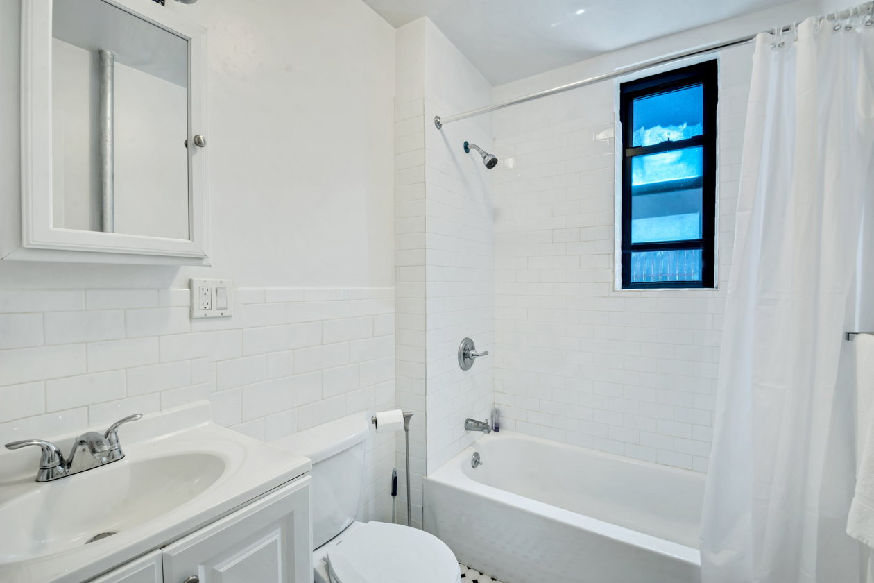 787 East 10th Street, Unit 1F Brooklyn, NY 11230 - Photo 7 of 8