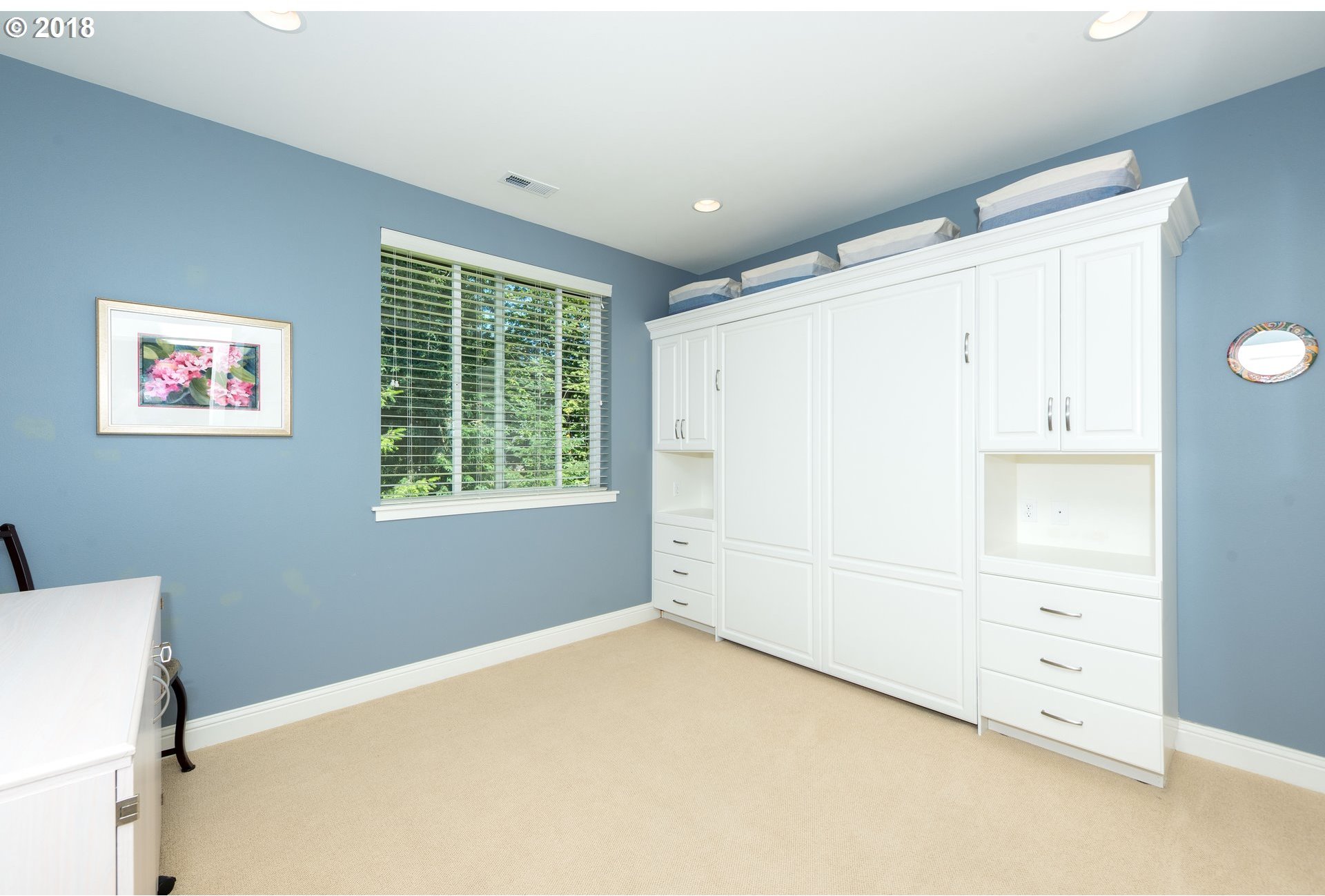 897 Southwest Shaker Place Portland, OR 97225 - Photo 19 of 20 Gallery Image 19