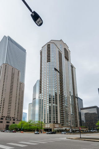 PARK MILLENIUM 222 N Columbus Dr, Chicago, IL 60601 - Photo 2 of 11