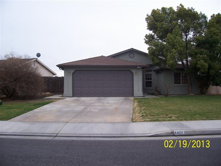 4401 Oregano Road Bakersfield, CA 93313 - Photo 2 of 16 Gallery Image 2
