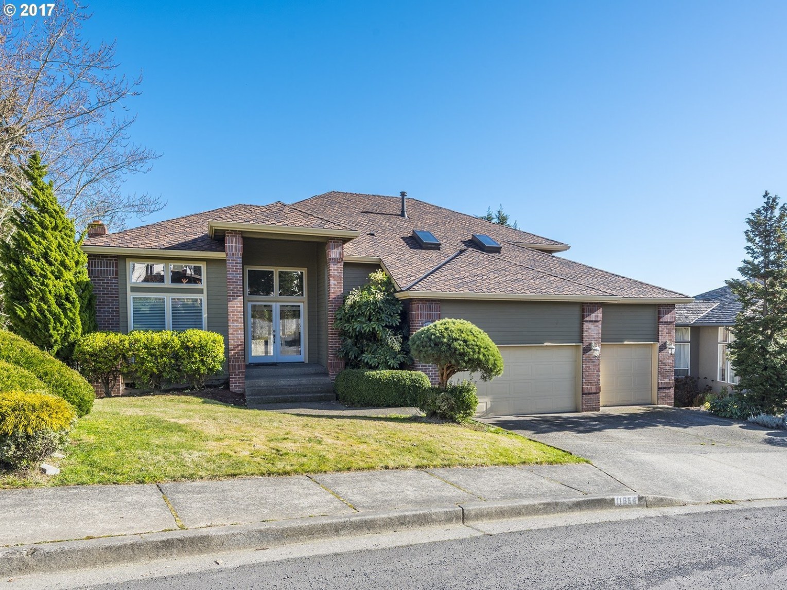 11864 Southwest Aspen Ridge Drive Tigard, OR 97224 - Photo 1 of 32 Gallery Image 1