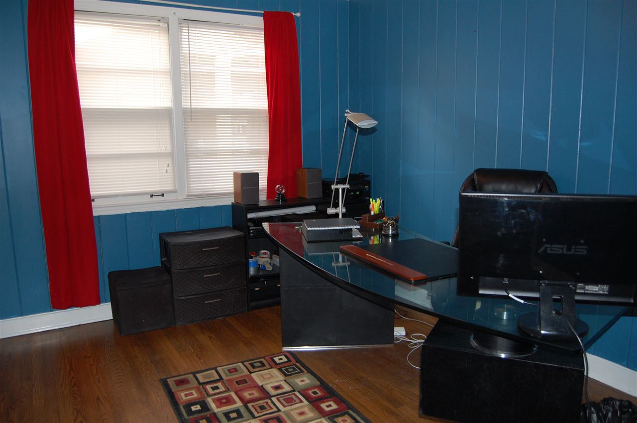 5009 Sequoia Road Memphis, TN 38117 - Photo 11 of 20