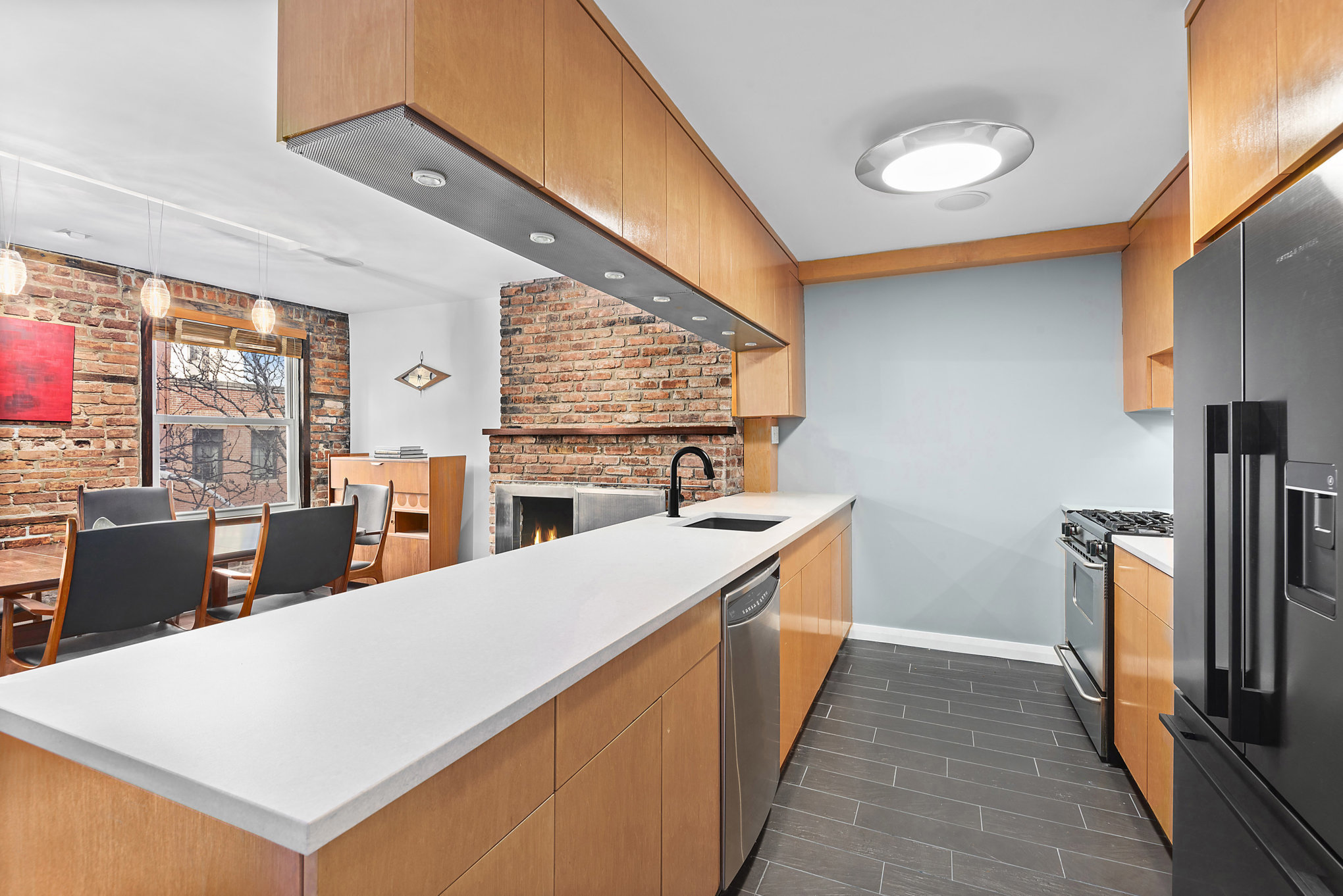 306 West 20th Street, Unit PH5 Manhattan, NY 10011 - Photo 6 of 15