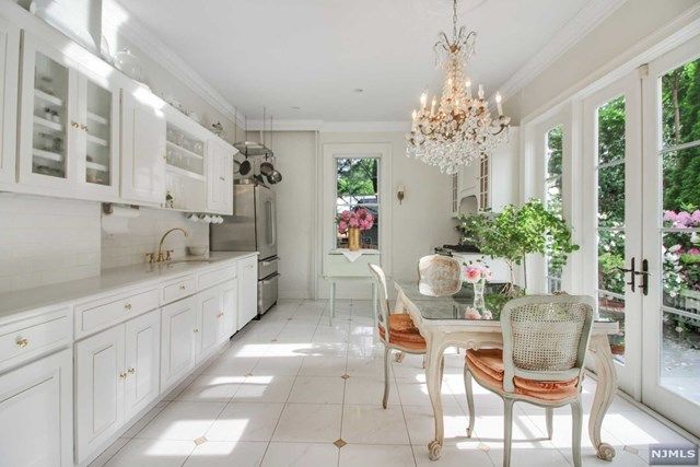 1617 River Road Teaneck, NJ 07666 - Photo 5 of 21